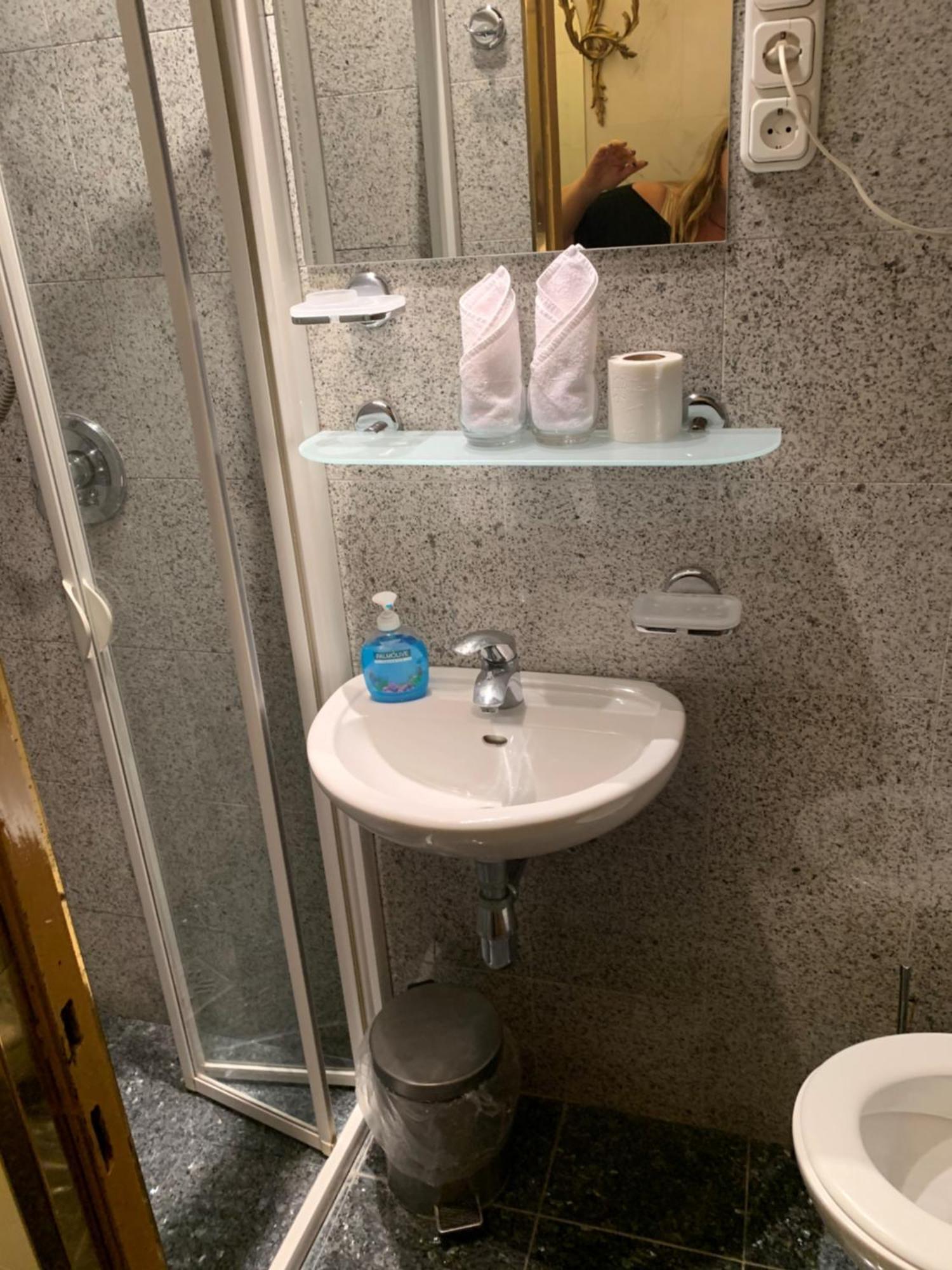 Kalmar Panzio Bed and Breakfast Budapest Exteriör bild